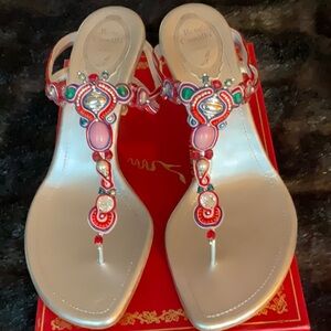 NEW RENE CAOVILLA JEWELED SILVER HEELS red blue 39.5 9 9.5 absolutely STUNNING